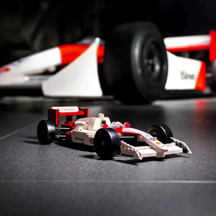 8 dingen die je moet weten over de LEGO McLaren MP4/4 & Ayrton Senna (10330) - Bricking Awesome